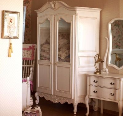 Ντουλάπα Στέλλα