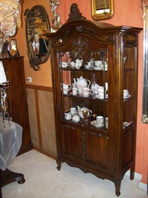 ΚΛΑΣΙΚΗ ΒΙΤΡΙΝΑ