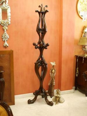 Σκρολ Κρεμάστρα Παλτών